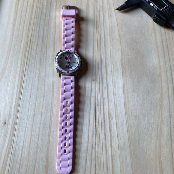 Disney Minnie Mouse Pink  women's Watch Accutime MN1063KL New Battery Vintage - Picture 3 of 11